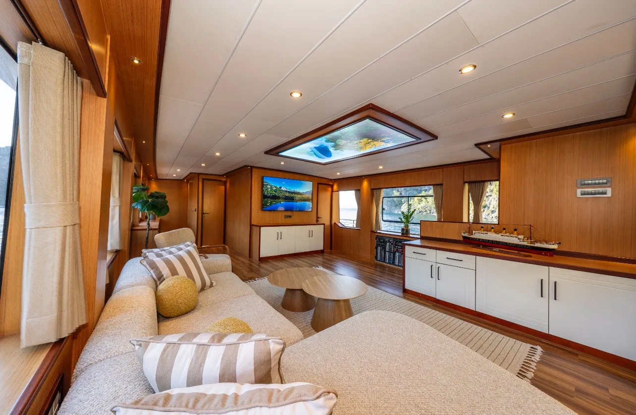 Motoryacht Lila Trawler — yacht photo 46