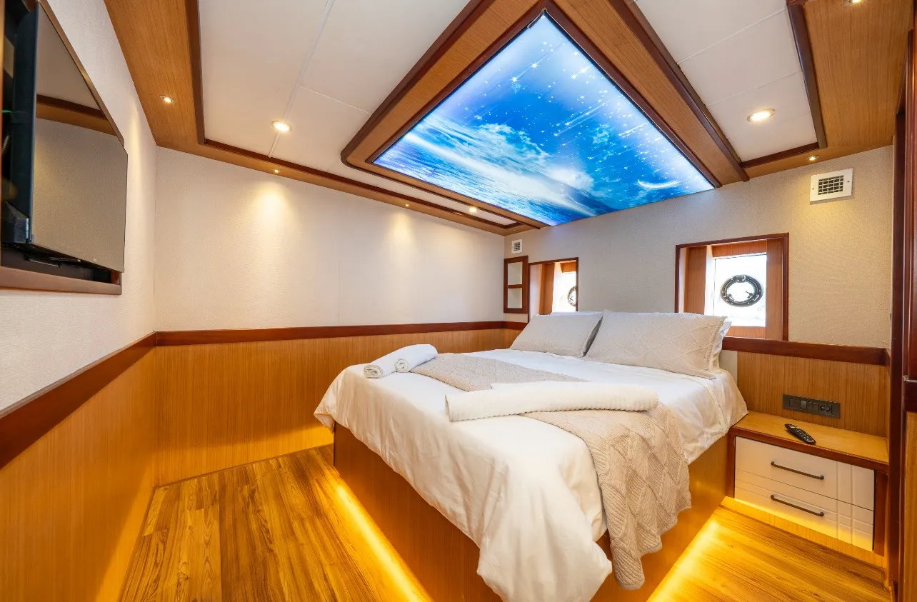 Motoryacht Lila Trawler — yacht photo 36