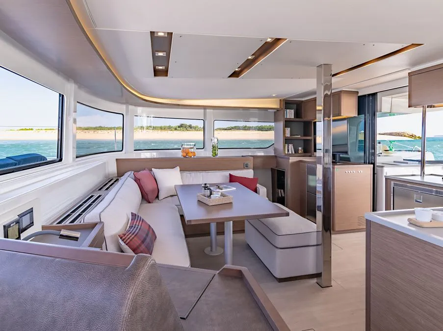 Lagoon 46 ATHINA — фотография яхты 2