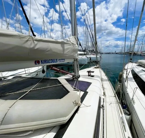 Dufour 410 Grand Large FREEDOM — jahtikuva 12