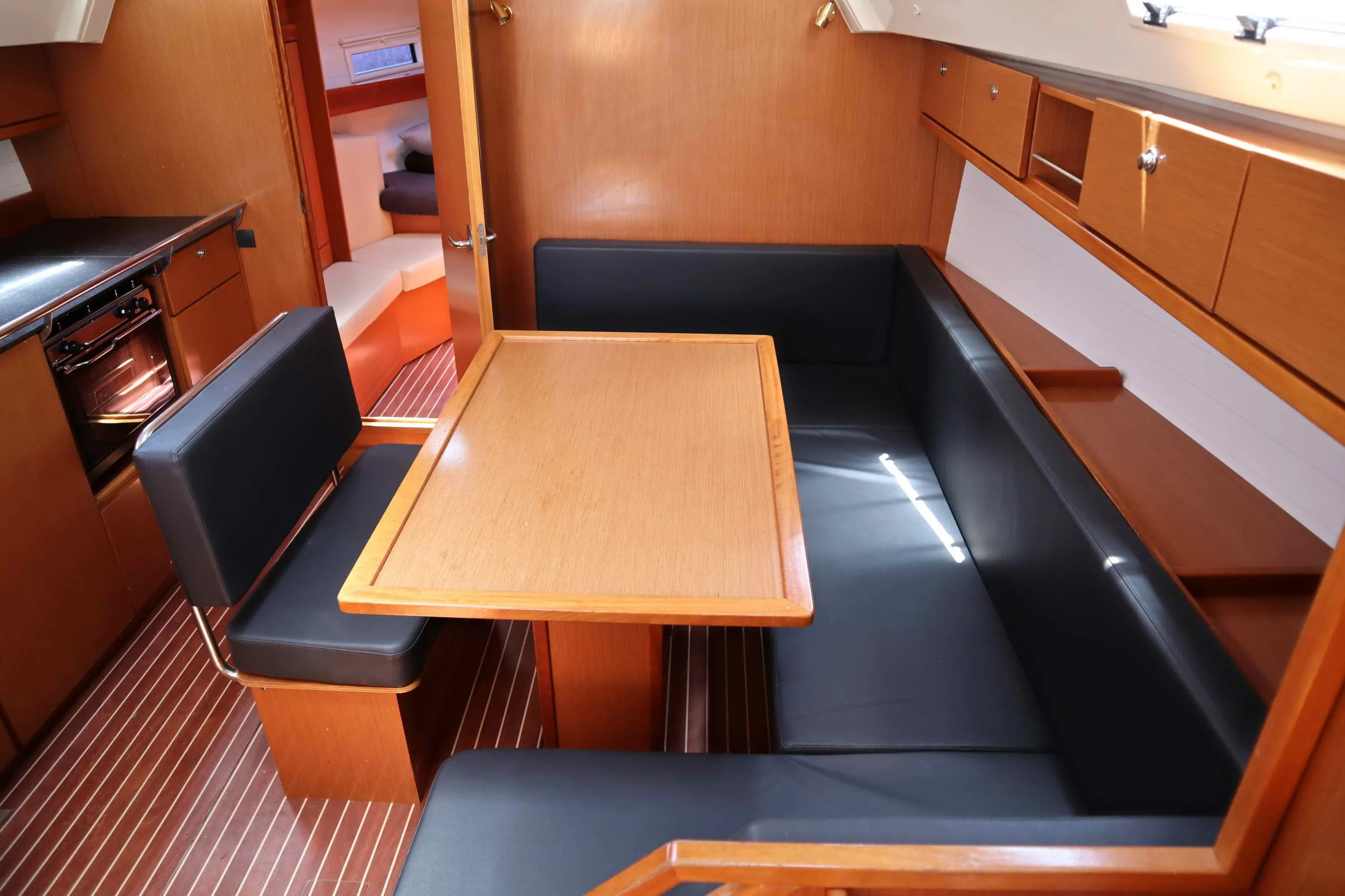 Bavaria Cruiser 40 FORTUNA REDUX — foto del yate n.º 2