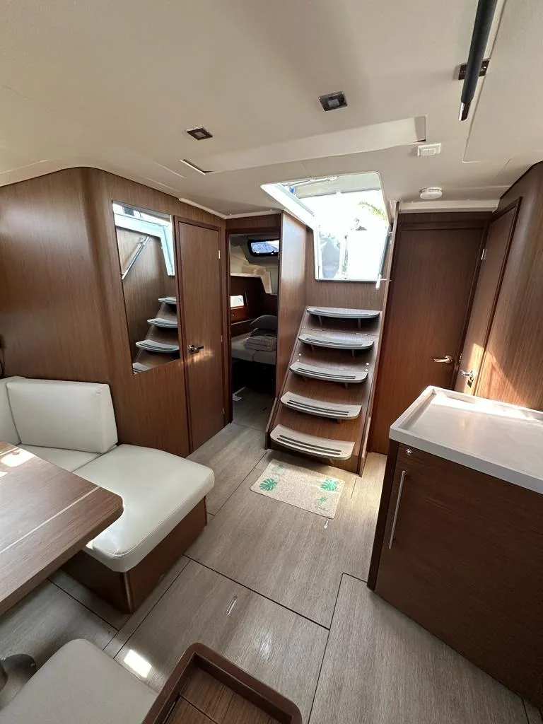 Oceanis 46.1 ILIA — фотография яхты 15