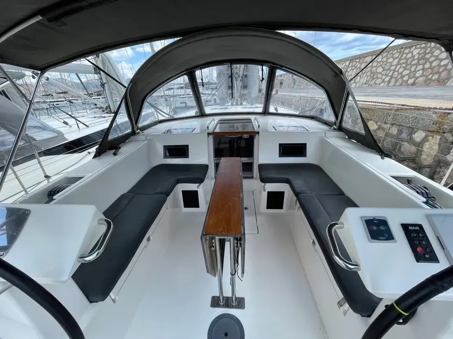 Bavaria C45 KATRIN — фотография яхты 21