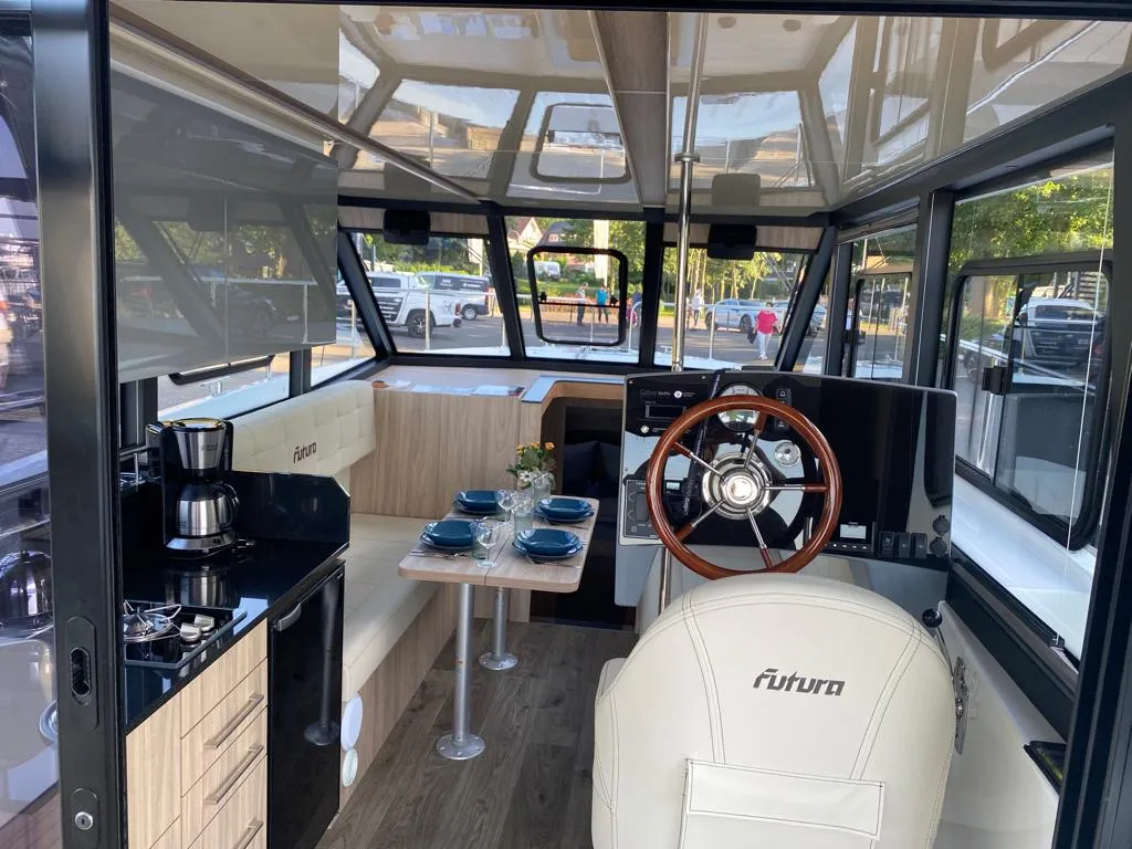 Futura 40 Grand Horizon Fleesenqueen Two — фотография яхты 10