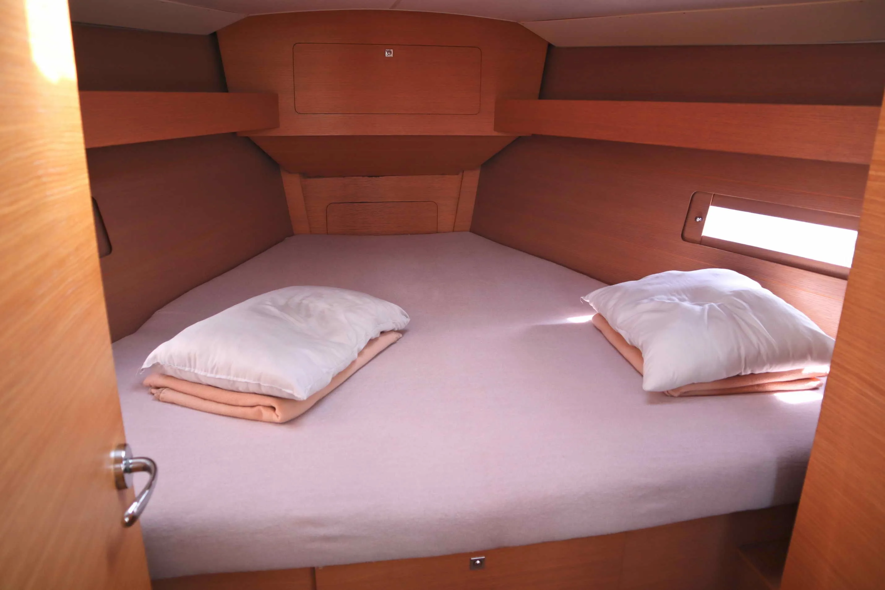 Dufour 382 Grand Large PRINCE FOLEGANDROS — фотография яхты 4