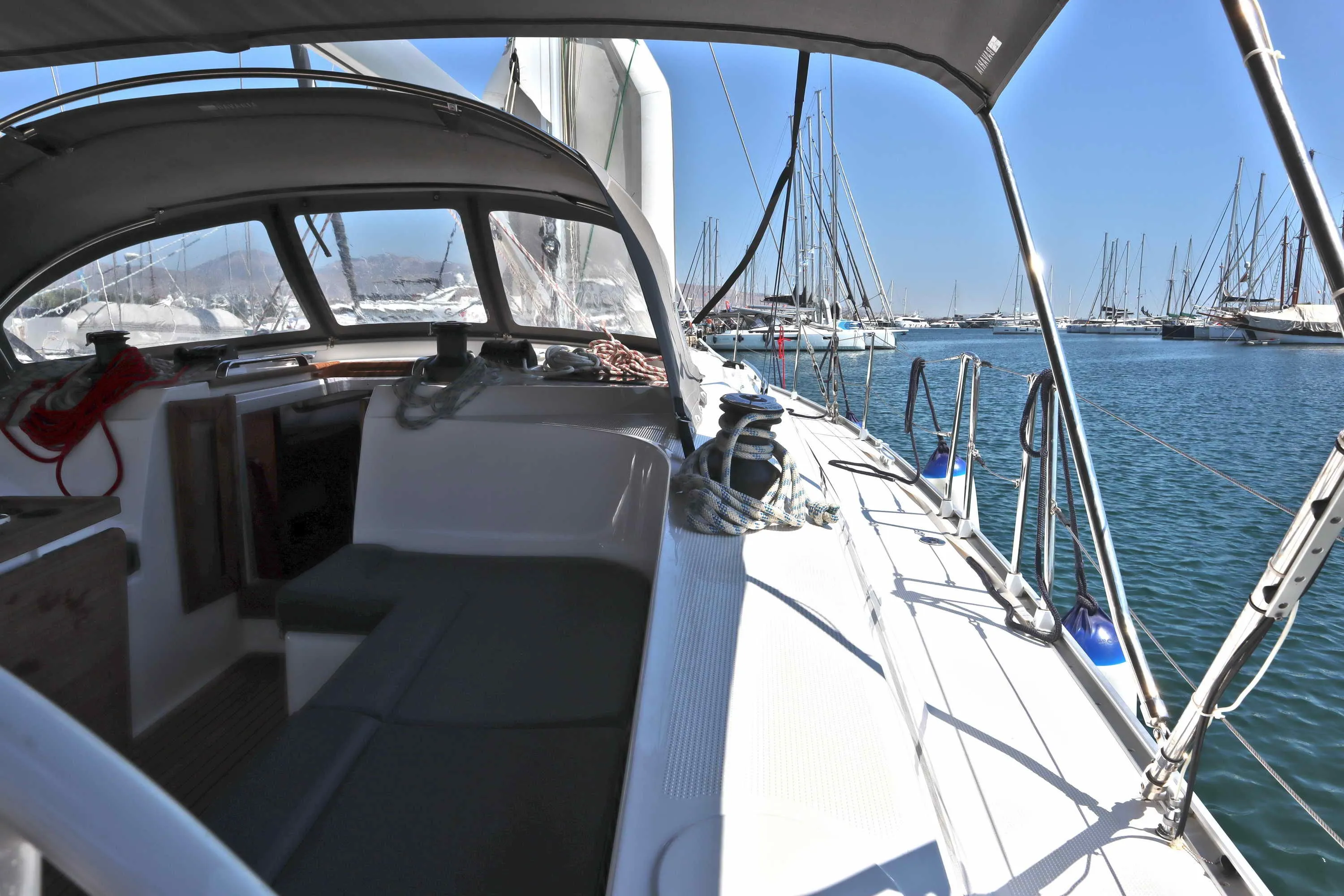 Bavaria Cruiser 46 UNICORN — yacht photo 3