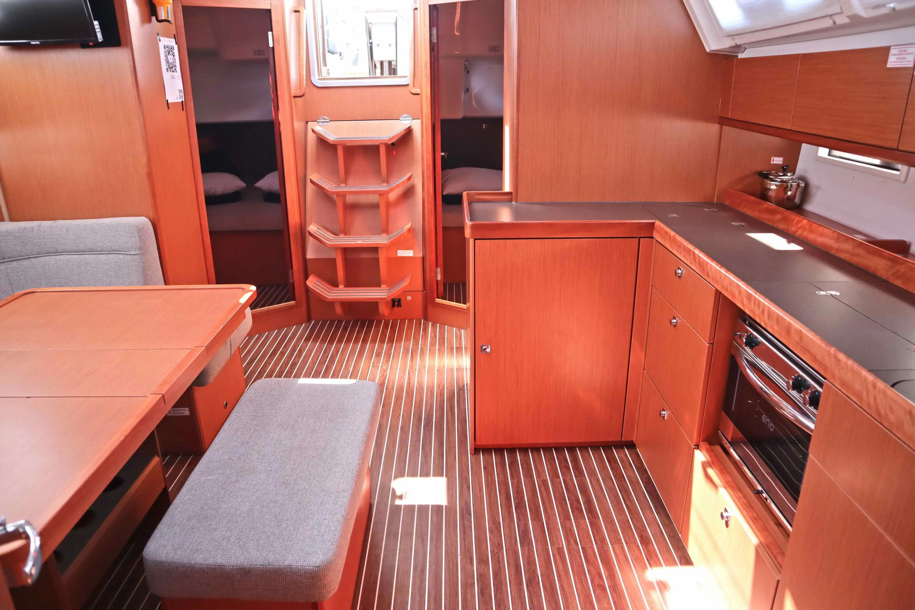 Bavaria Cruiser 46 UNICORN — yacht photo 35