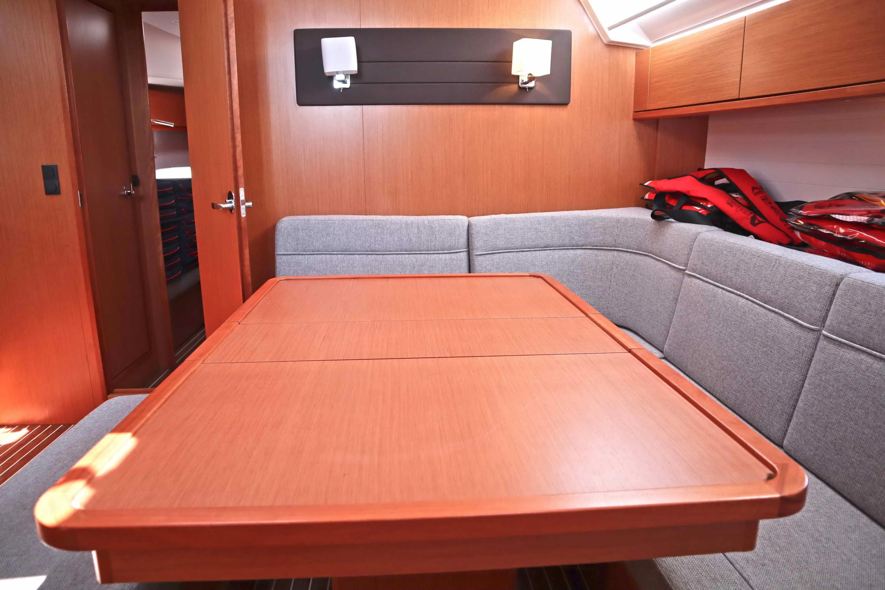 Bavaria Cruiser 46 UNICORN — yacht photo 5