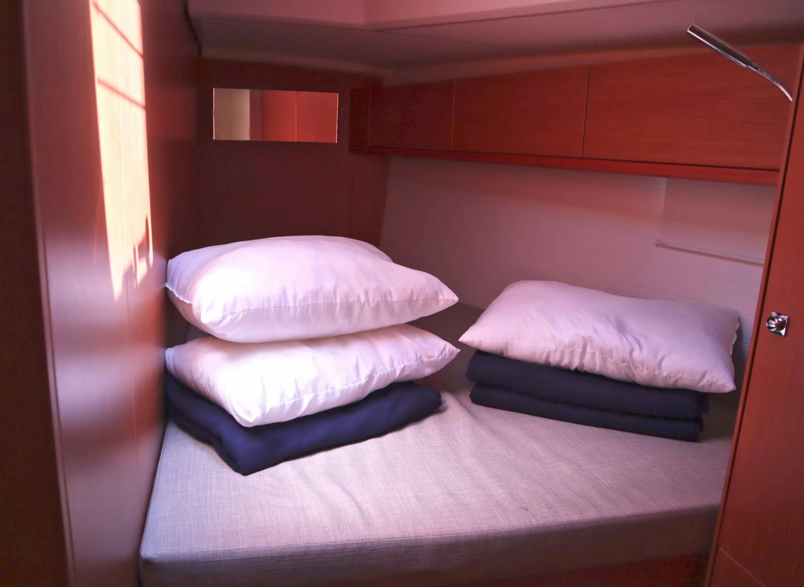 Bavaria Cruiser 46 UNICORN — yacht photo 11