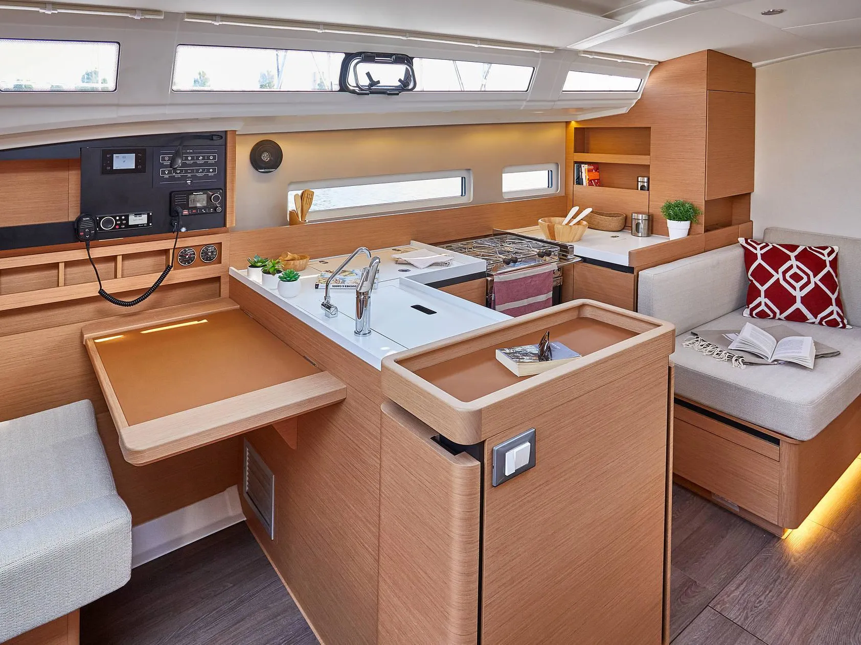 Sun Odyssey 410 JIMMY — yacht photo 2