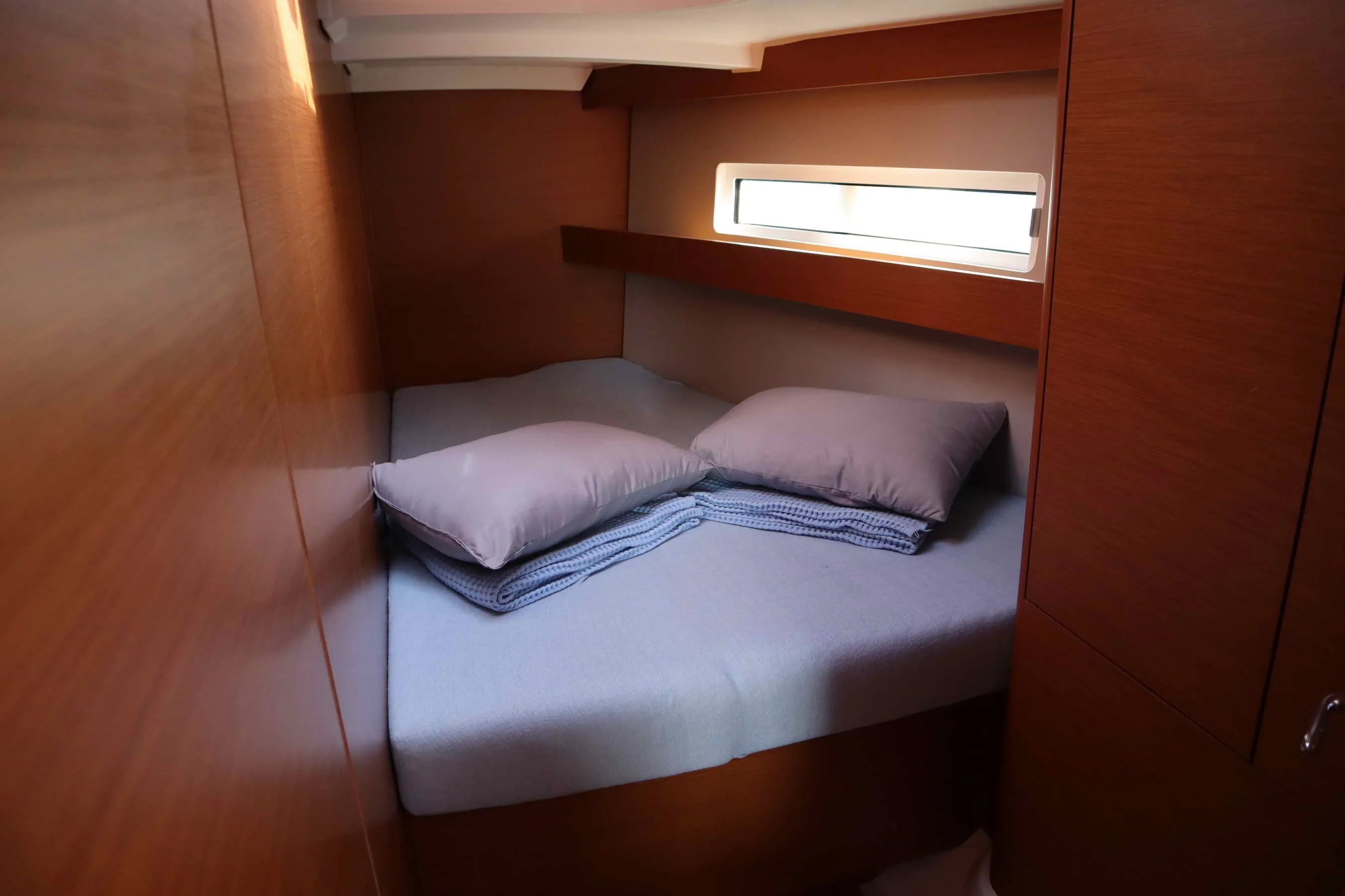 Sun Odyssey 440 DIAMOND — фотография яхты 31