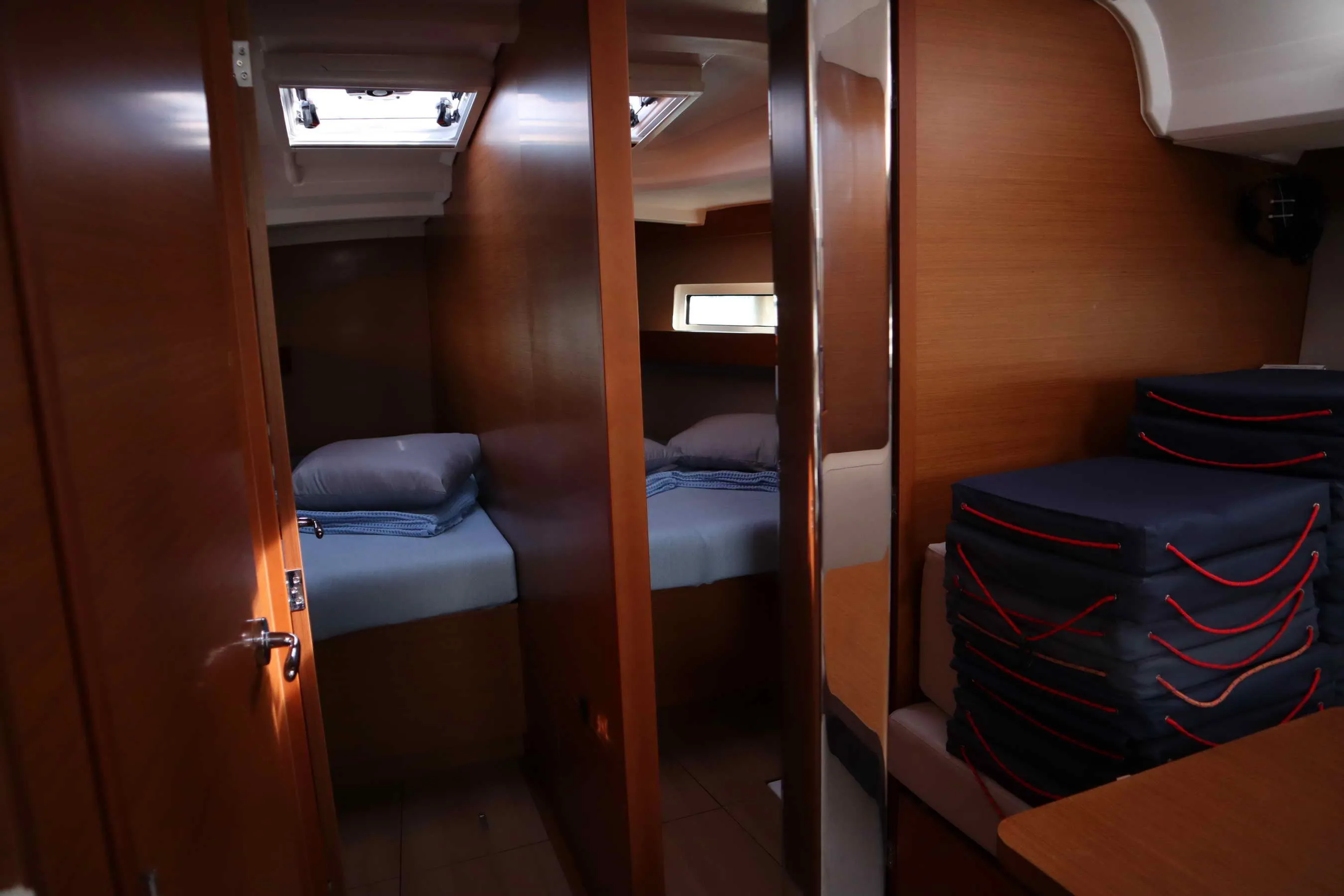 Sun Odyssey 440 DIAMOND — фотография яхты 23