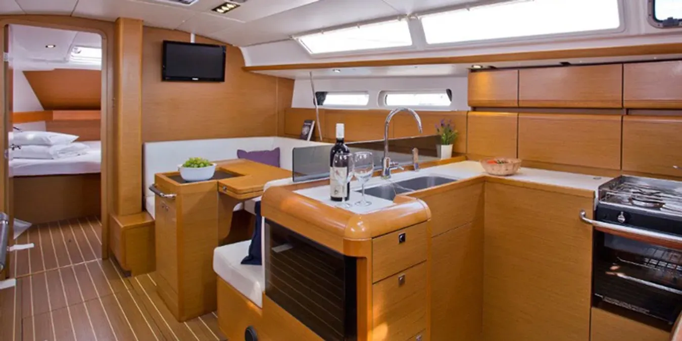 Sun Odyssey 409 ETERNITY — yacht photo 8