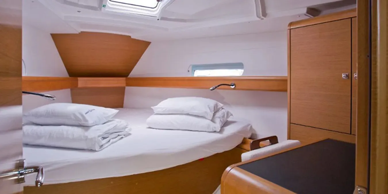 Sun Odyssey 409 ETERNITY — yacht photo 2