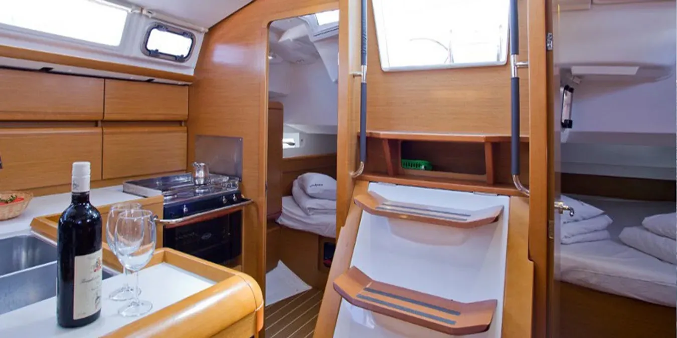 Sun Odyssey 409 ETERNITY — yacht photo 7