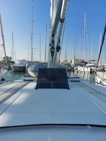 Bavaria C42 MARABOU — фотография яхты 27