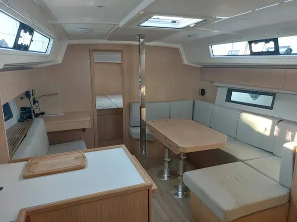 Bavaria C42 MARABOU — фотография яхты 28