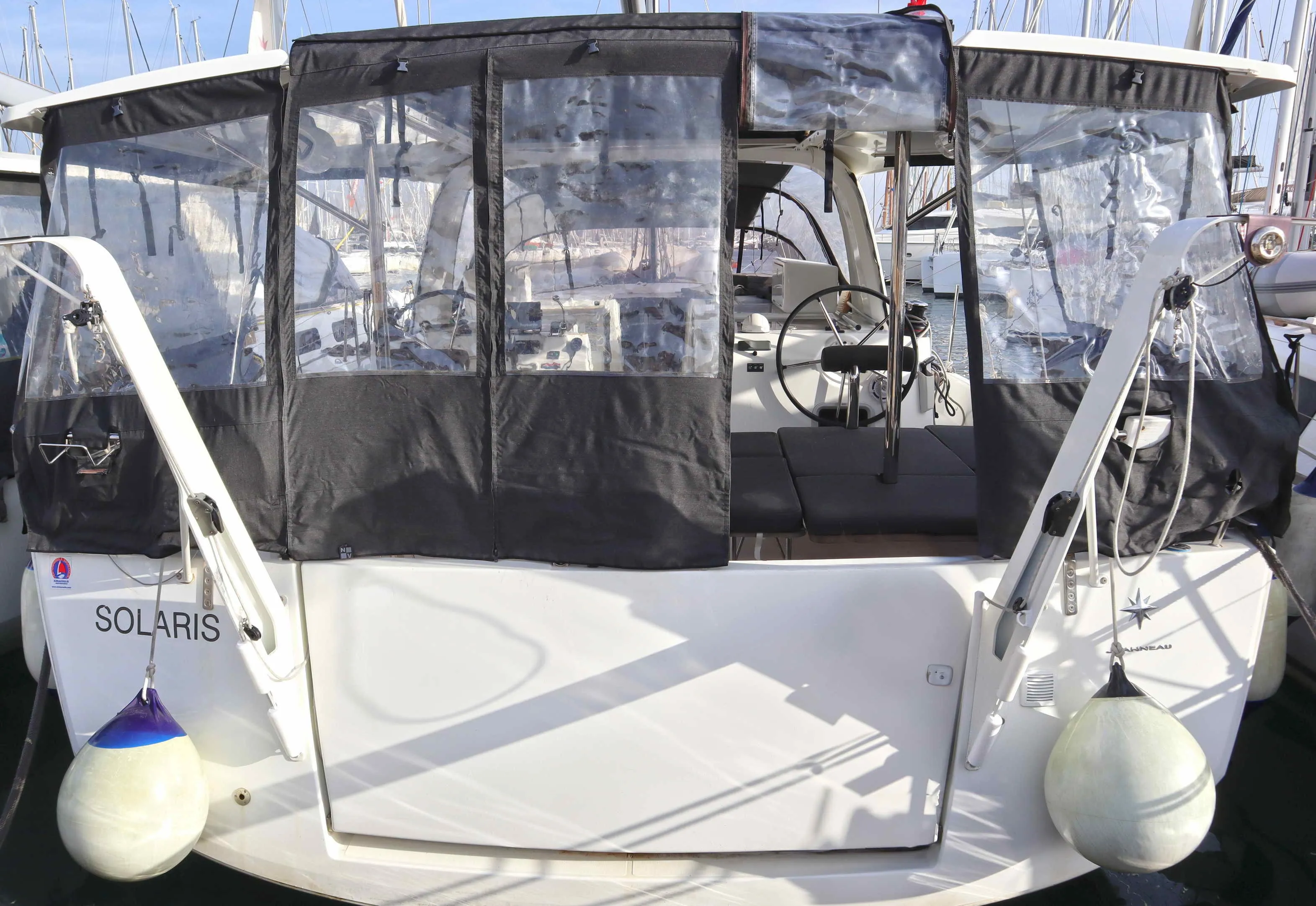 Sun Loft 47 SOLARIS — foto dello yacht n. 4