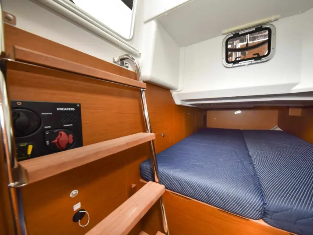 Sun Loft 47 NEW HORIZONS — yacht photo 6