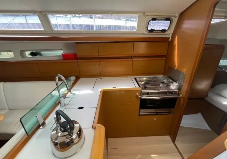 Sun Odyssey 419 BLUEBERRY — фотография яхты 8