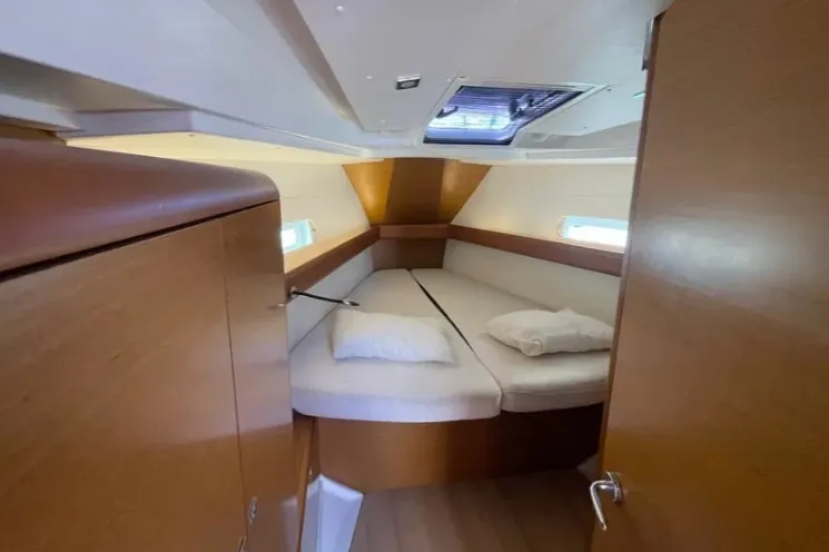 Sun Odyssey 419 BLUEBERRY — фотография яхты 10