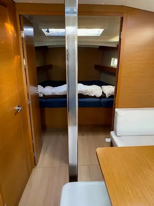 Sun Odyssey 440 GOJI BERRY — фотография яхты 2