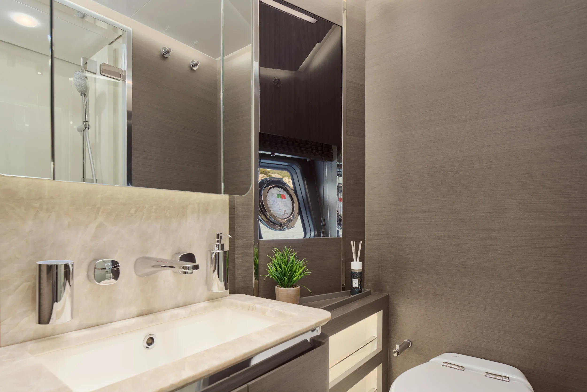 Azimut S8 MYNE — foto dello yacht n. 27