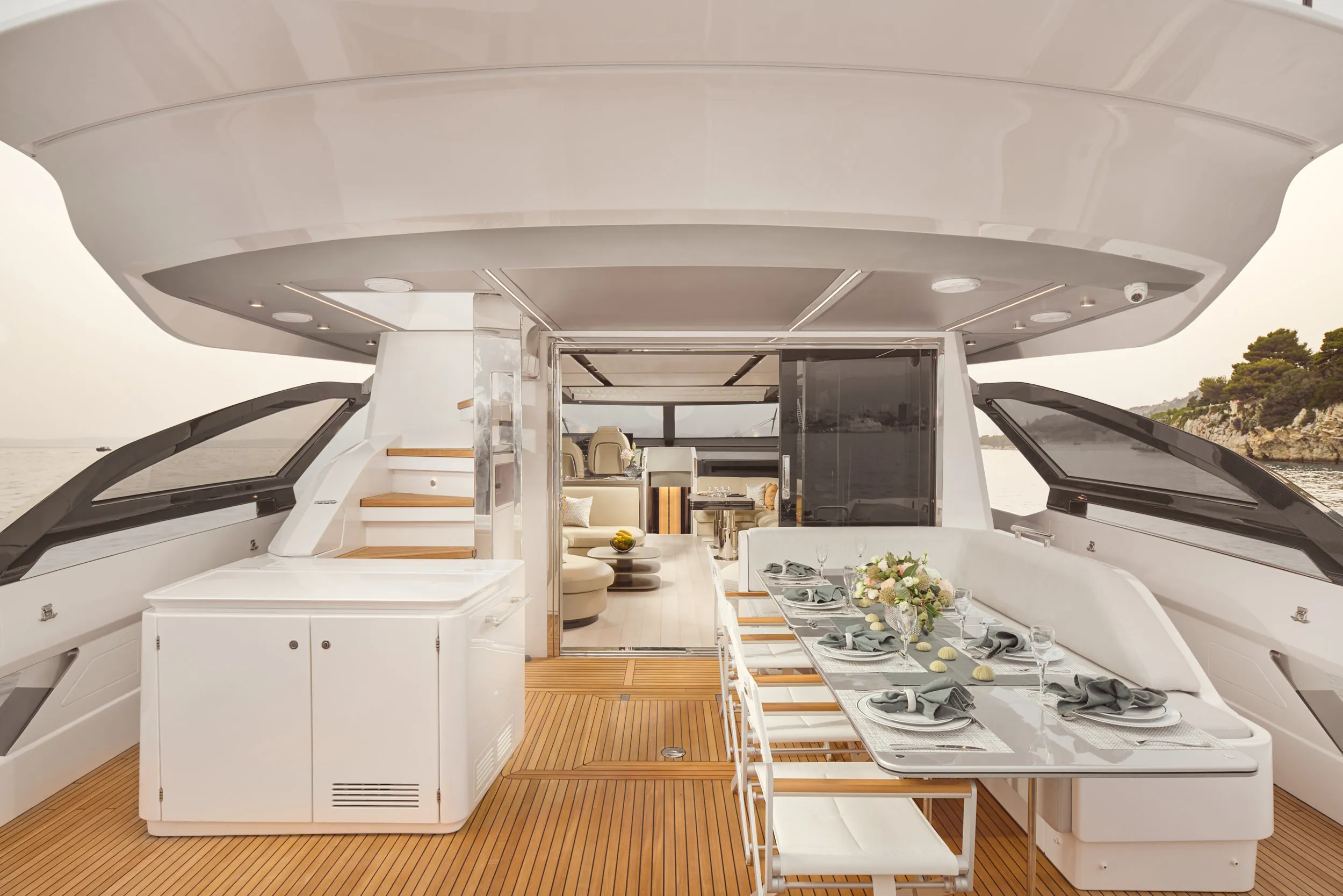 Azimut S8 MYNE — foto dello yacht n. 24