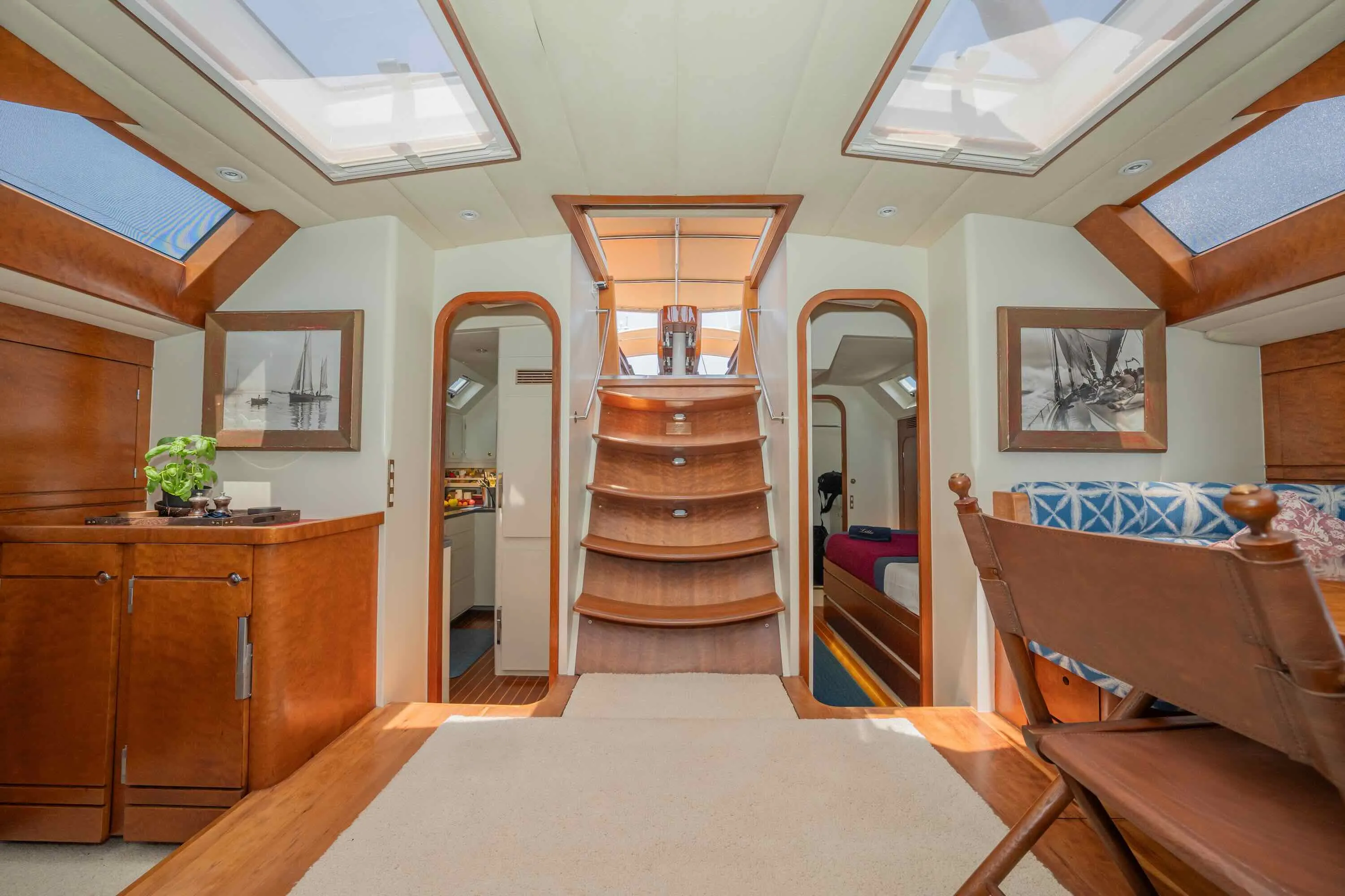 CNB 76 Lilla — yacht photo 14