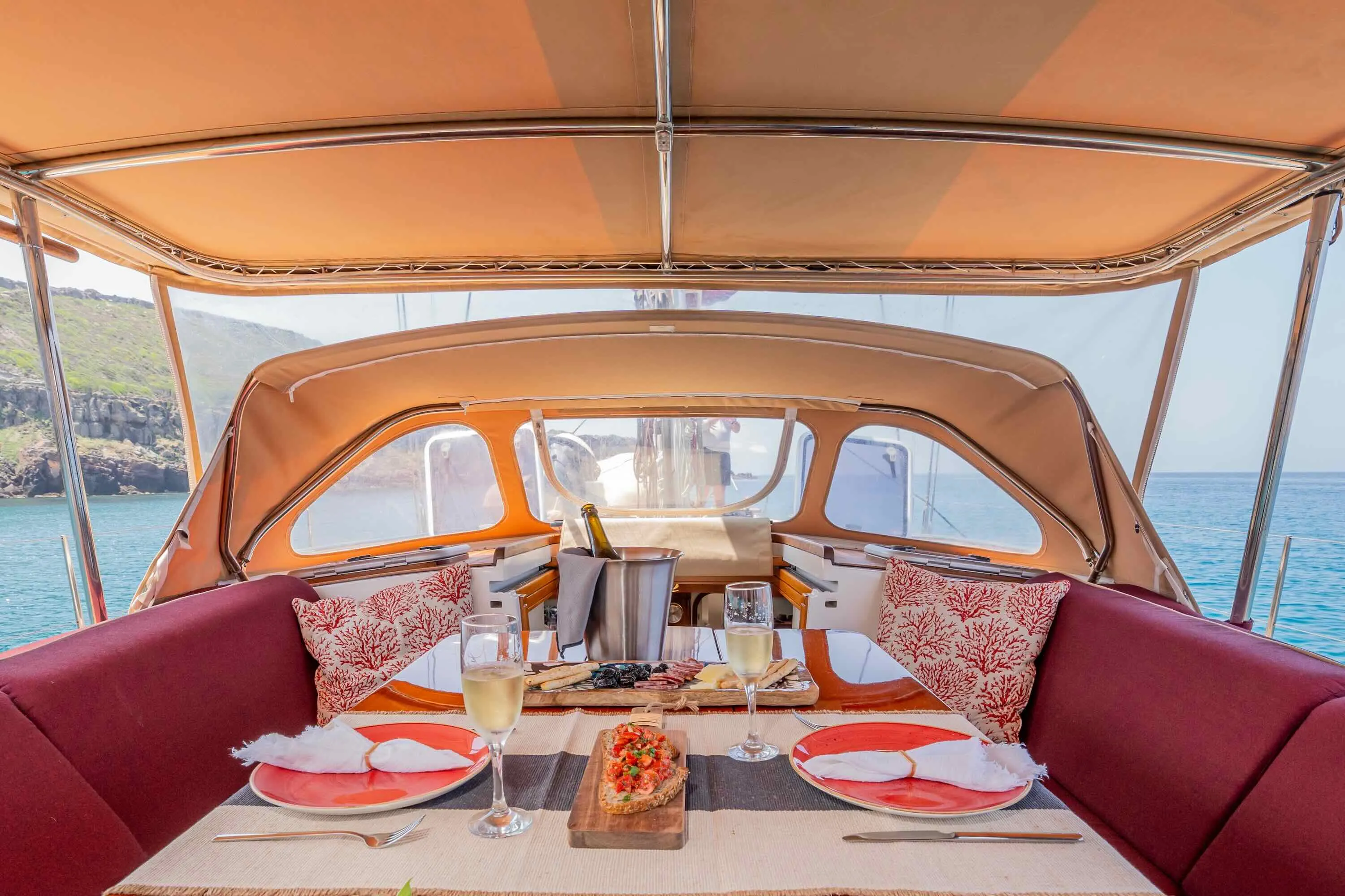 CNB 76 Lilla — yacht photo 3