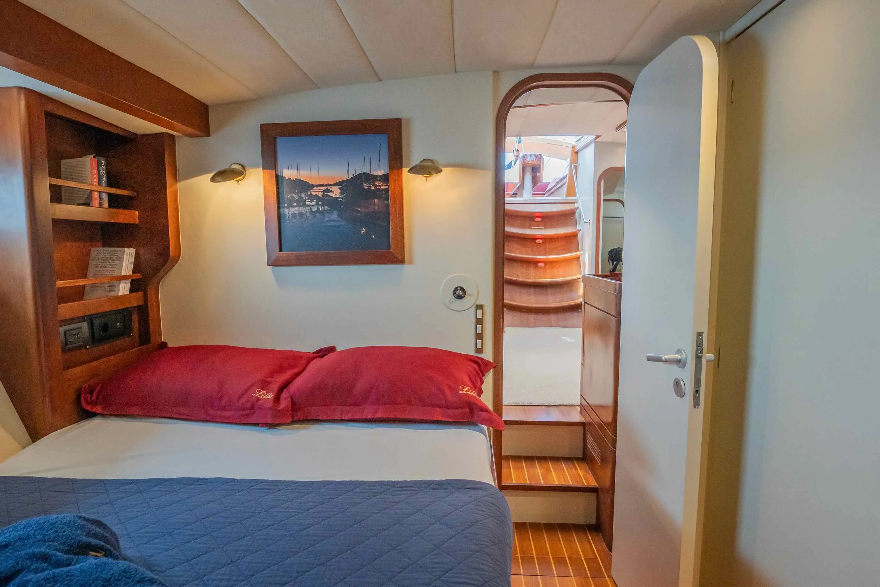 CNB 76 Lilla — yacht photo 5