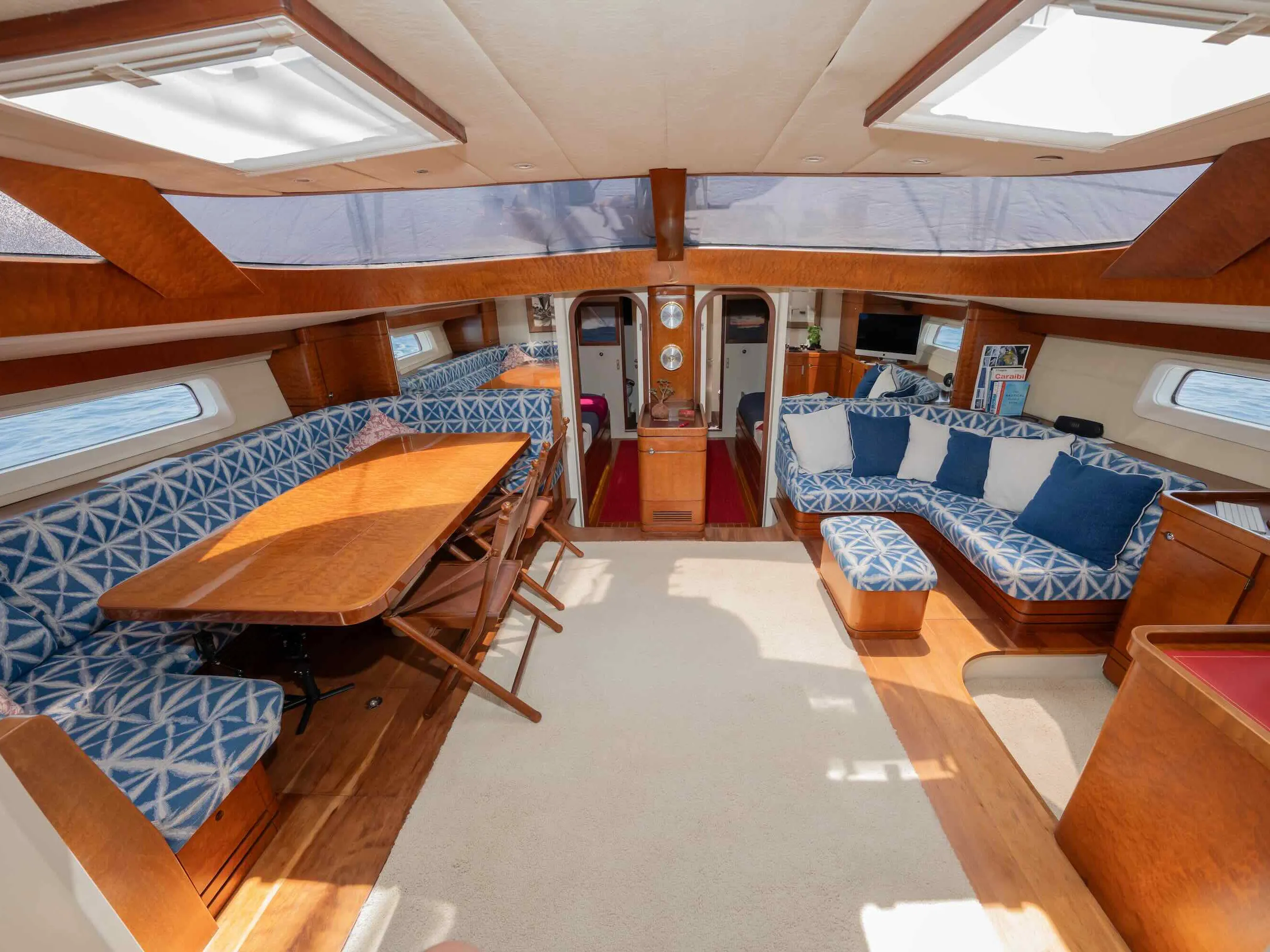 CNB 76 Lilla — yacht photo 10