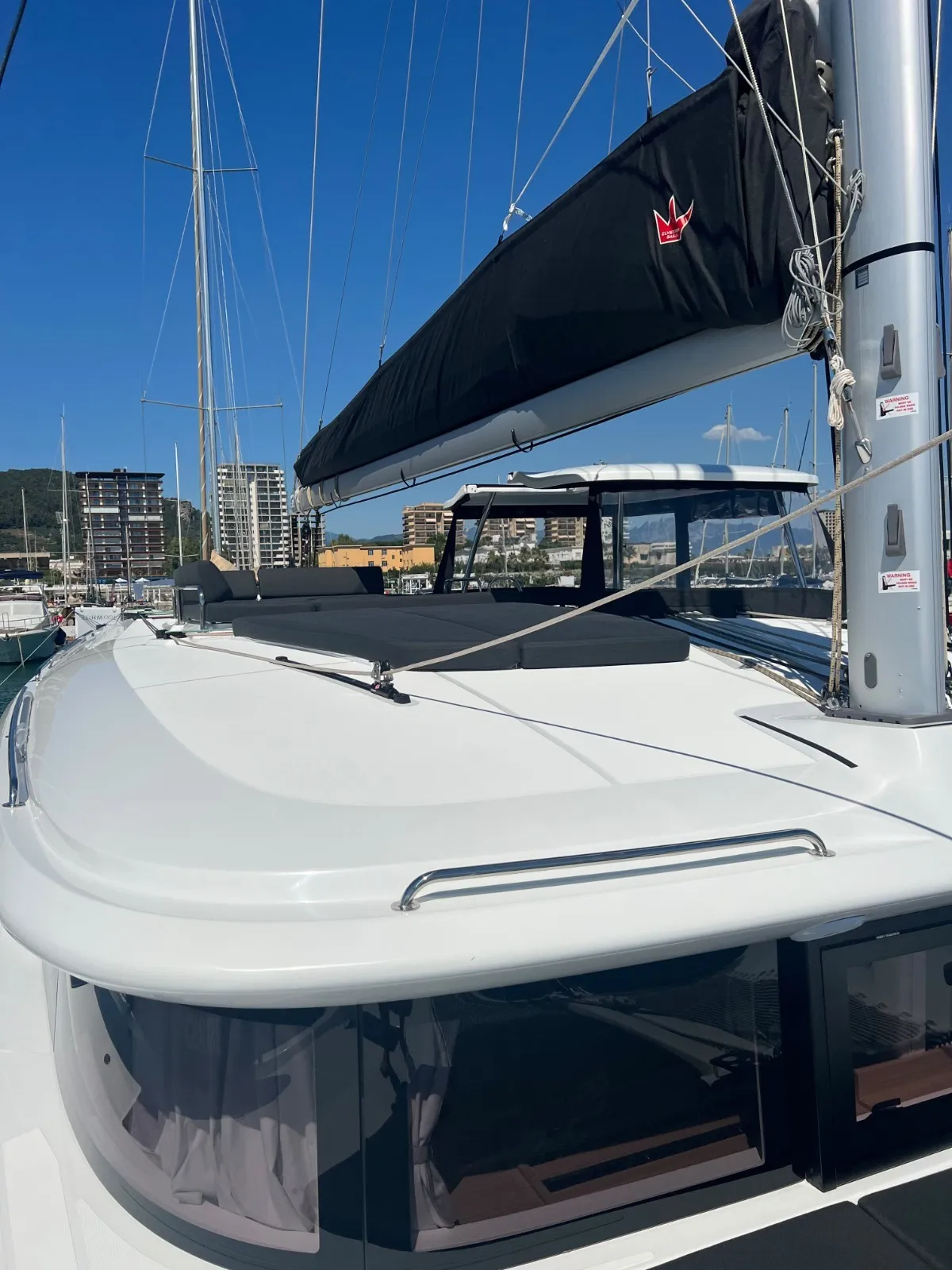 Lagoon 43 Too White — yacht photo 4