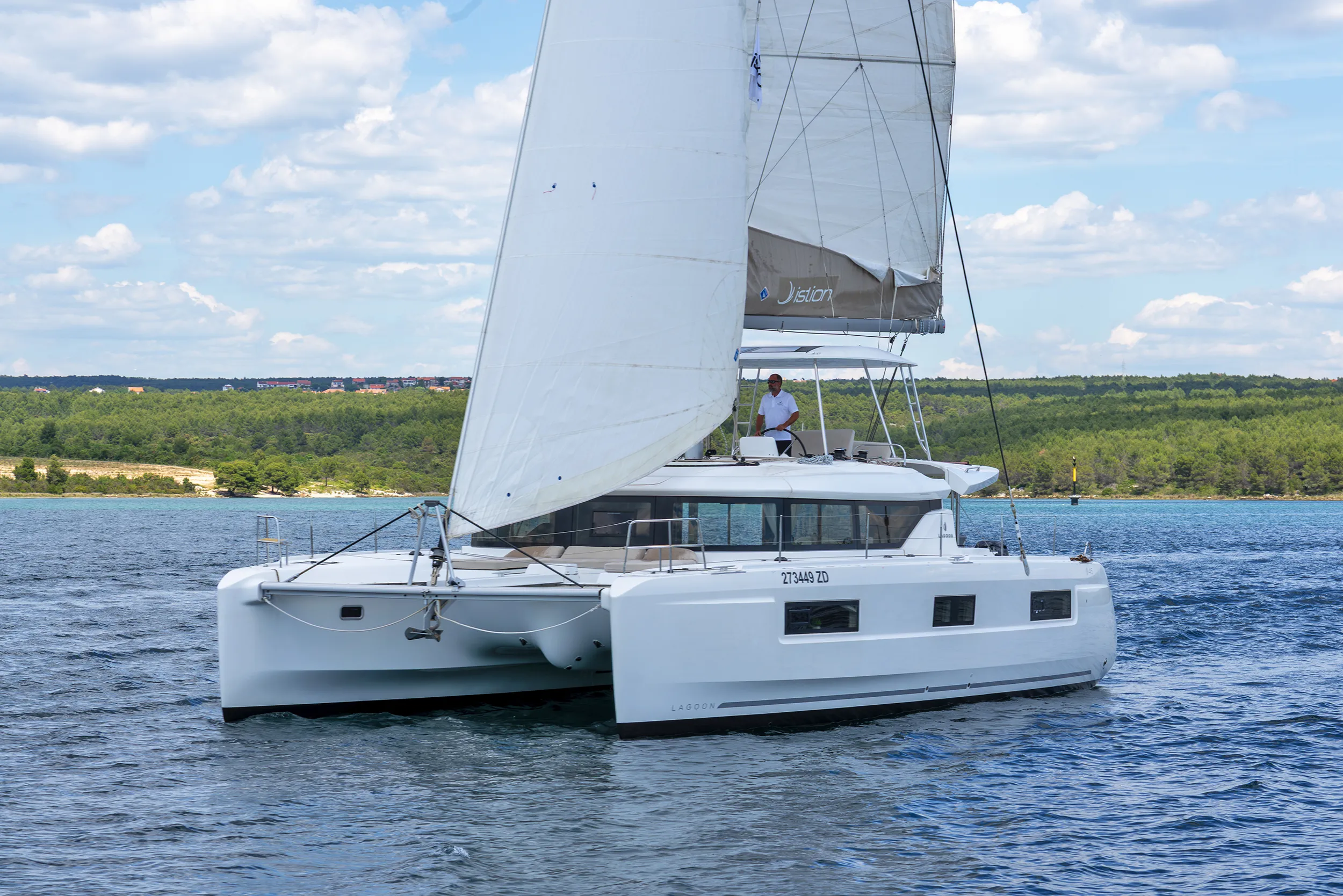 Lagoon 46 White Pearl — фотография яхты 7