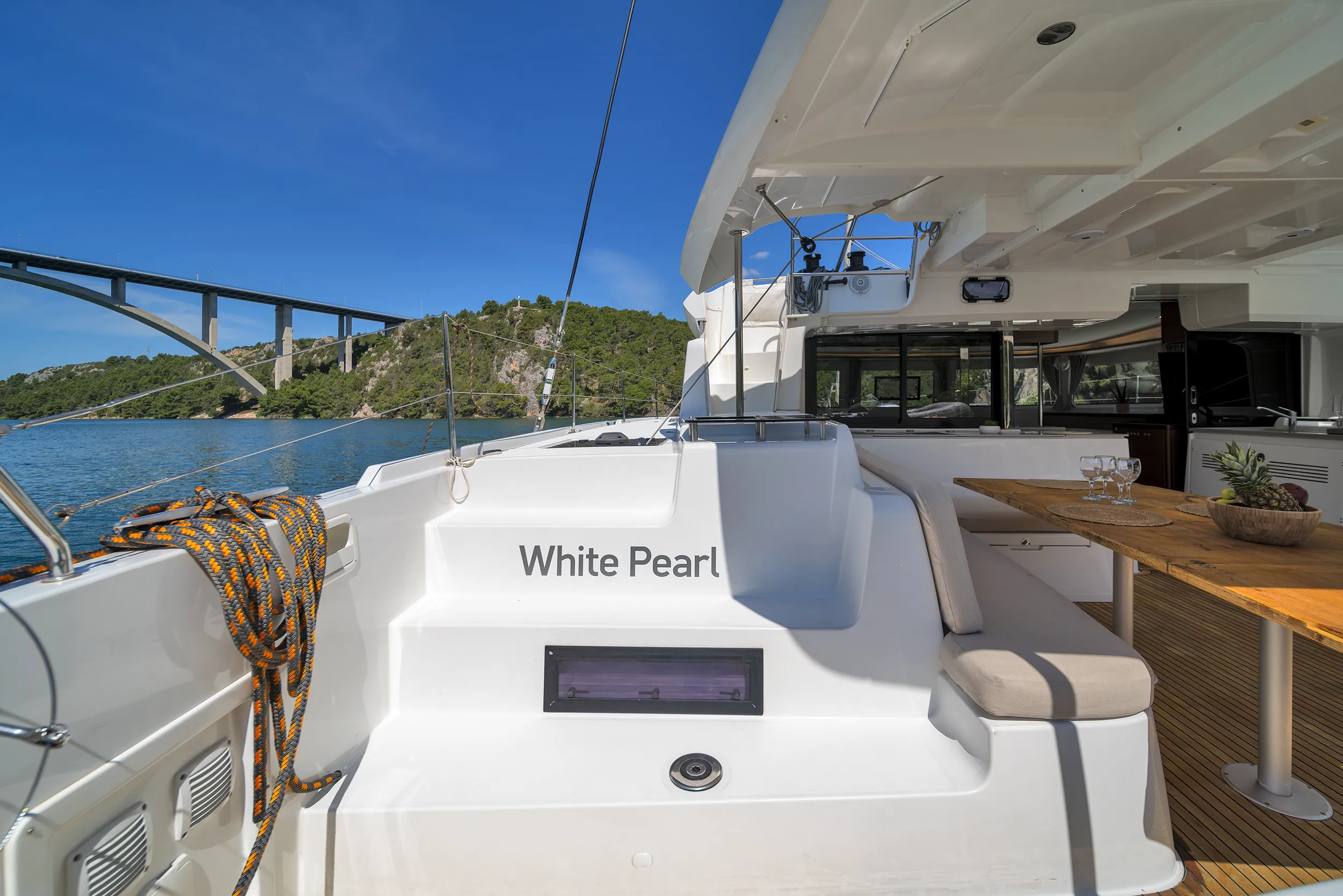 Lagoon 46 White Pearl — фотография яхты 14