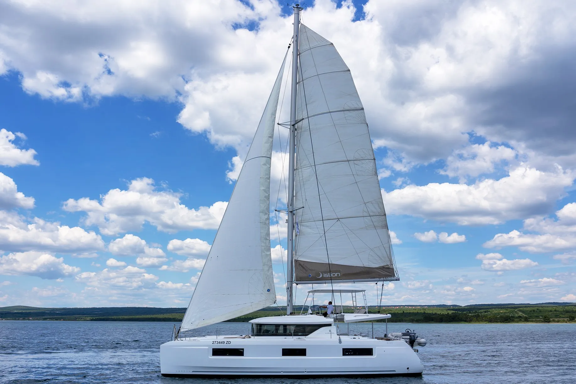 Lagoon 46 White Pearl — фотография яхты 13
