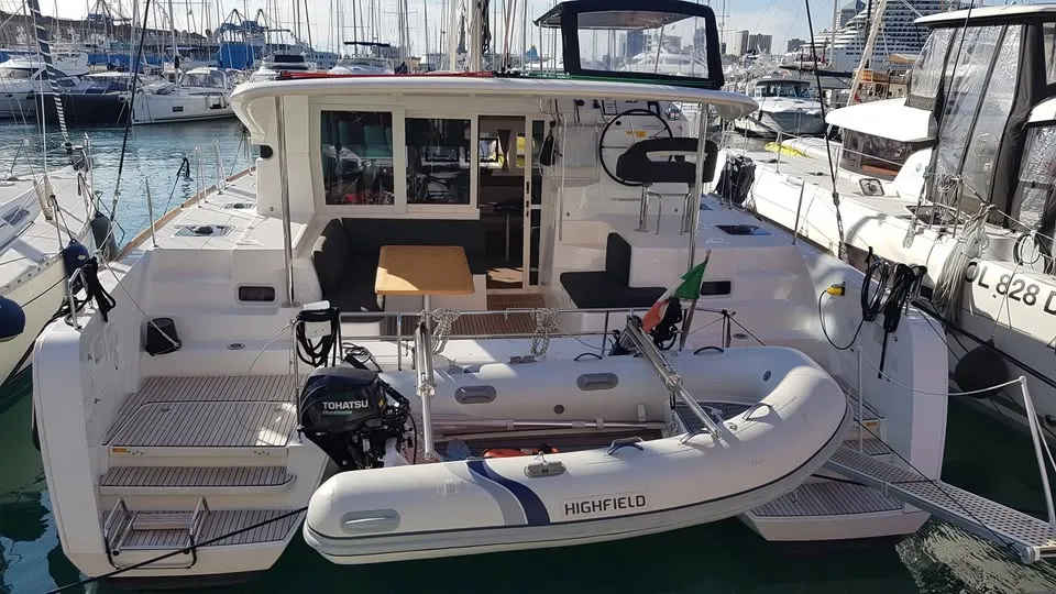 Lagoon 40 Vega I — фотография яхты 16