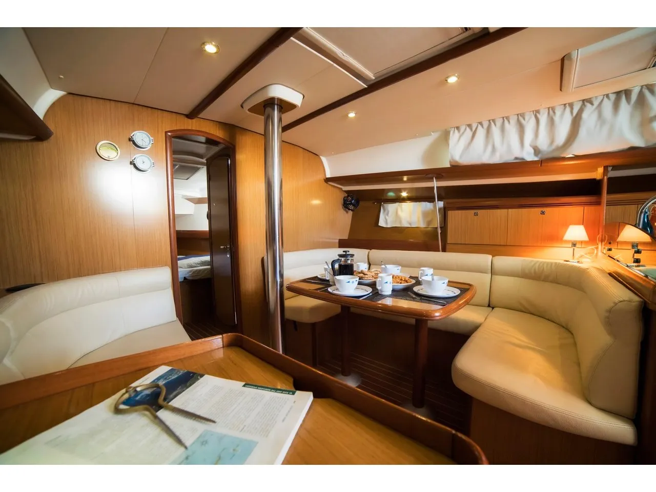 Sun Odyssey 42 i Triton — фотография яхты 4