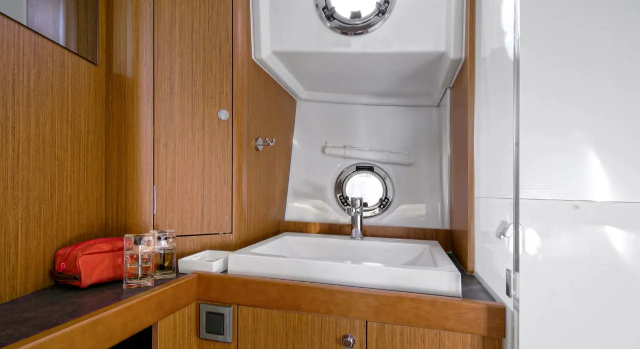 Swift Trawler 35 KAYCI — фотография яхты 4