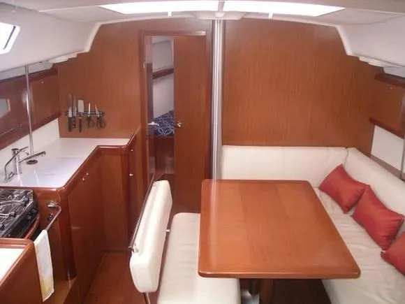 Oceanis 40 Anassa — фотография яхты 2