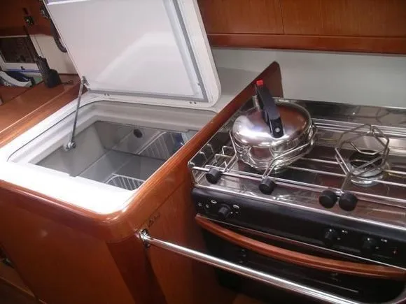 Oceanis 40 Anassa — фотография яхты 5