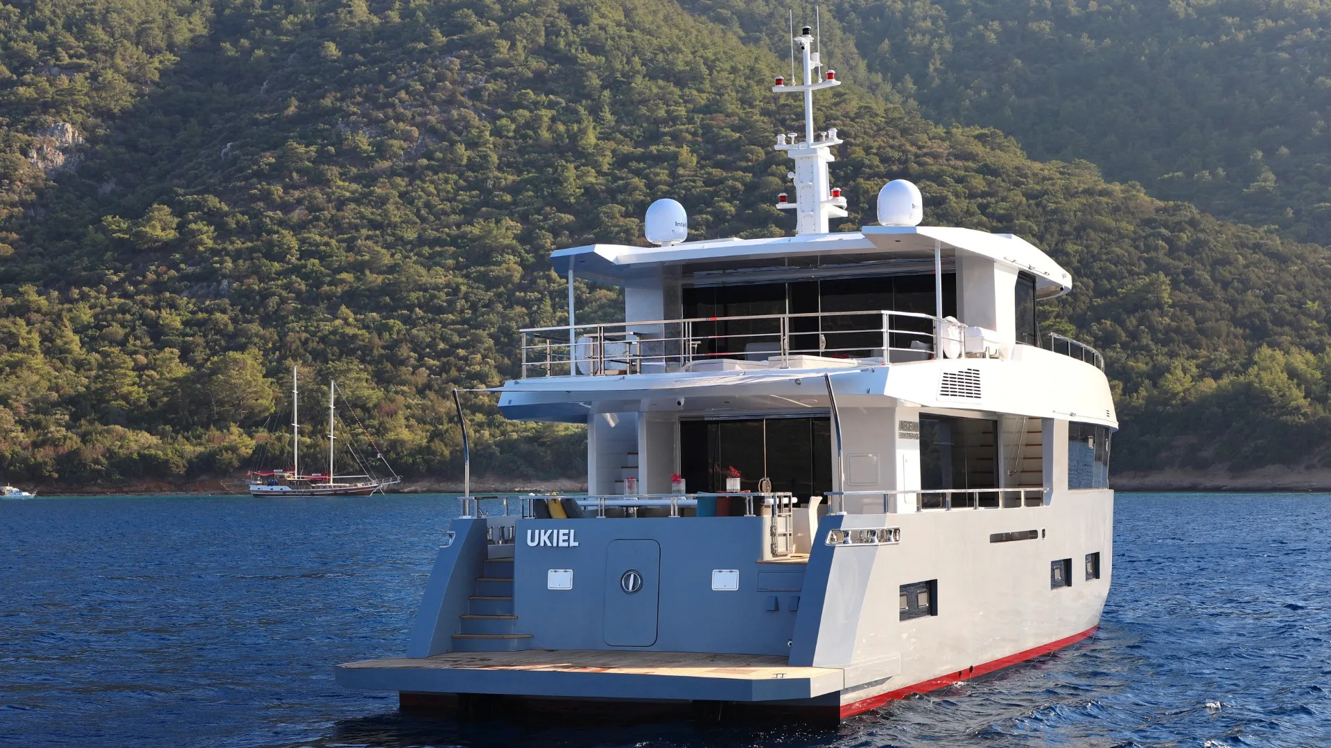 Aegean Explorer M26 Ukiel — yacht photo 17