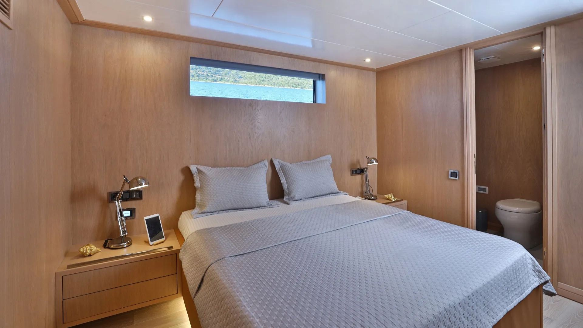 Aegean Explorer M26 Ukiel — yacht photo 25