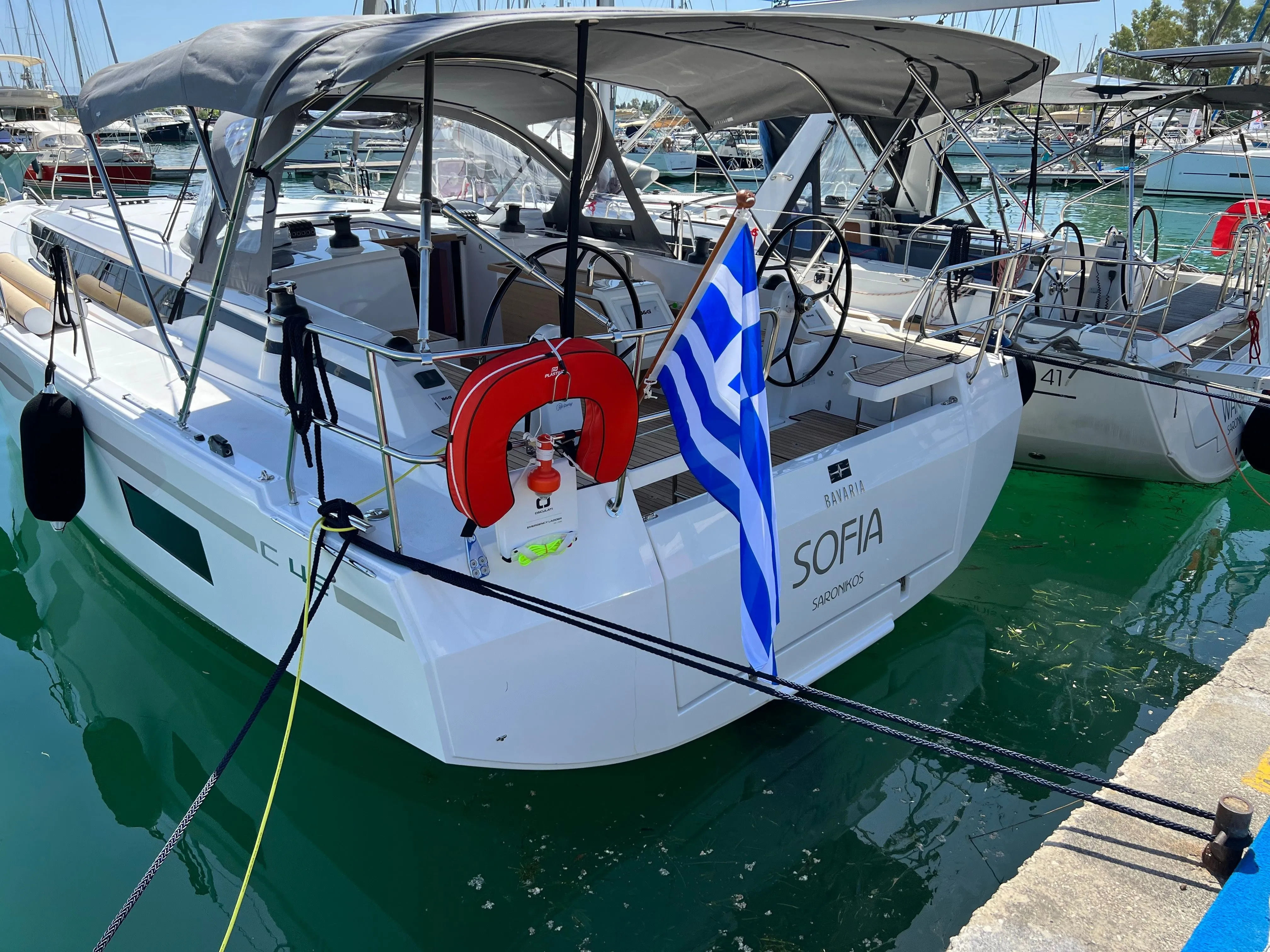 Bavaria C42 SOFIA — фотография яхты 6