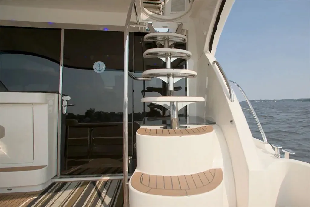 Meridian 541 Sedan Sea Dancer — yacht photo 12