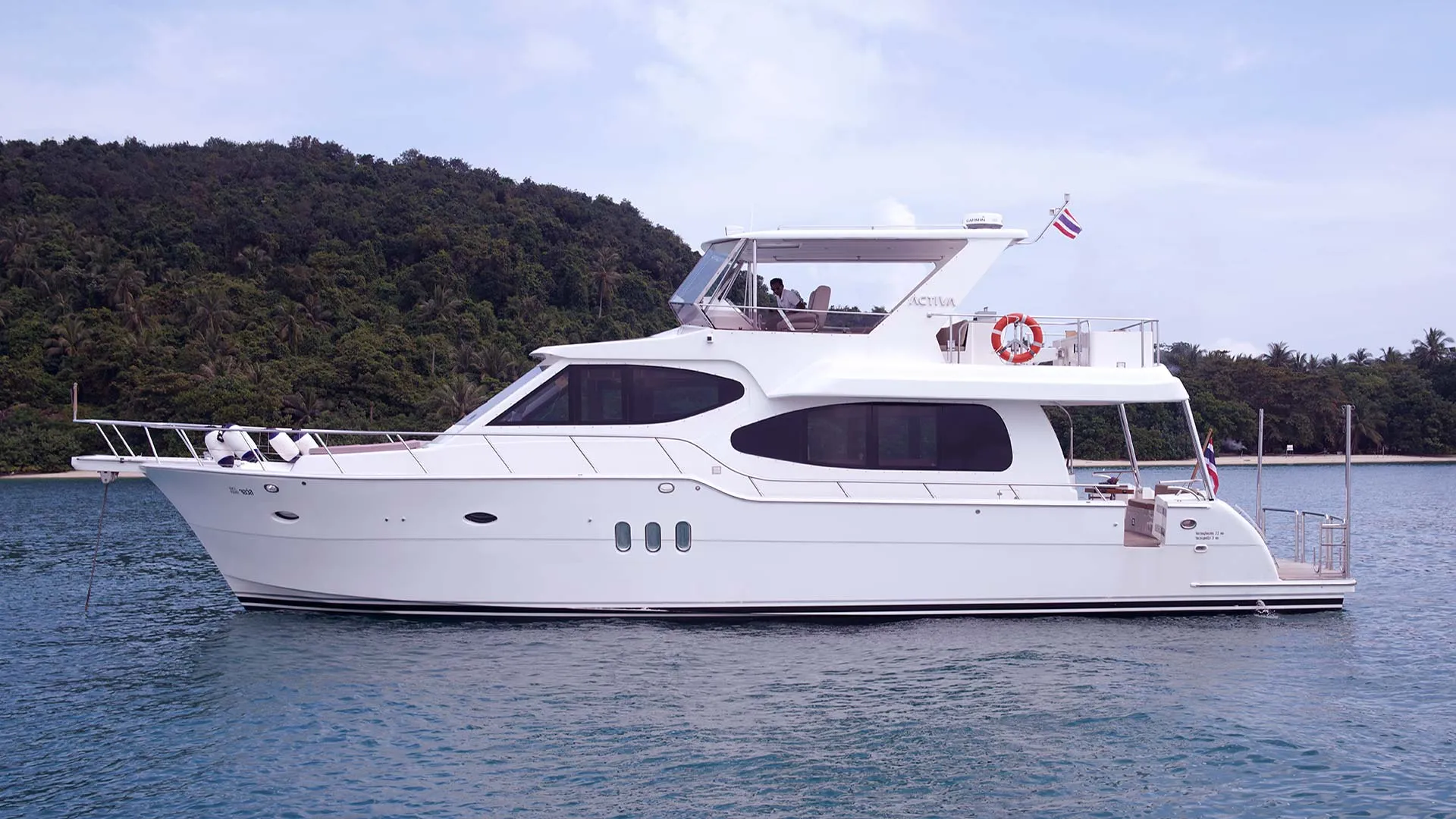 Motoryacht JAWSSS — yacht photo 16