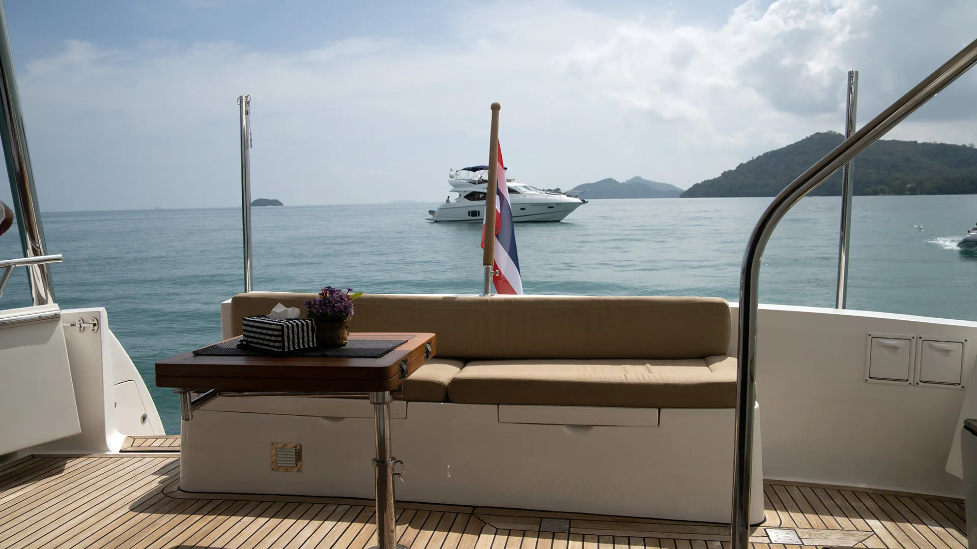 Motoryacht JAWSSS — yacht photo 12