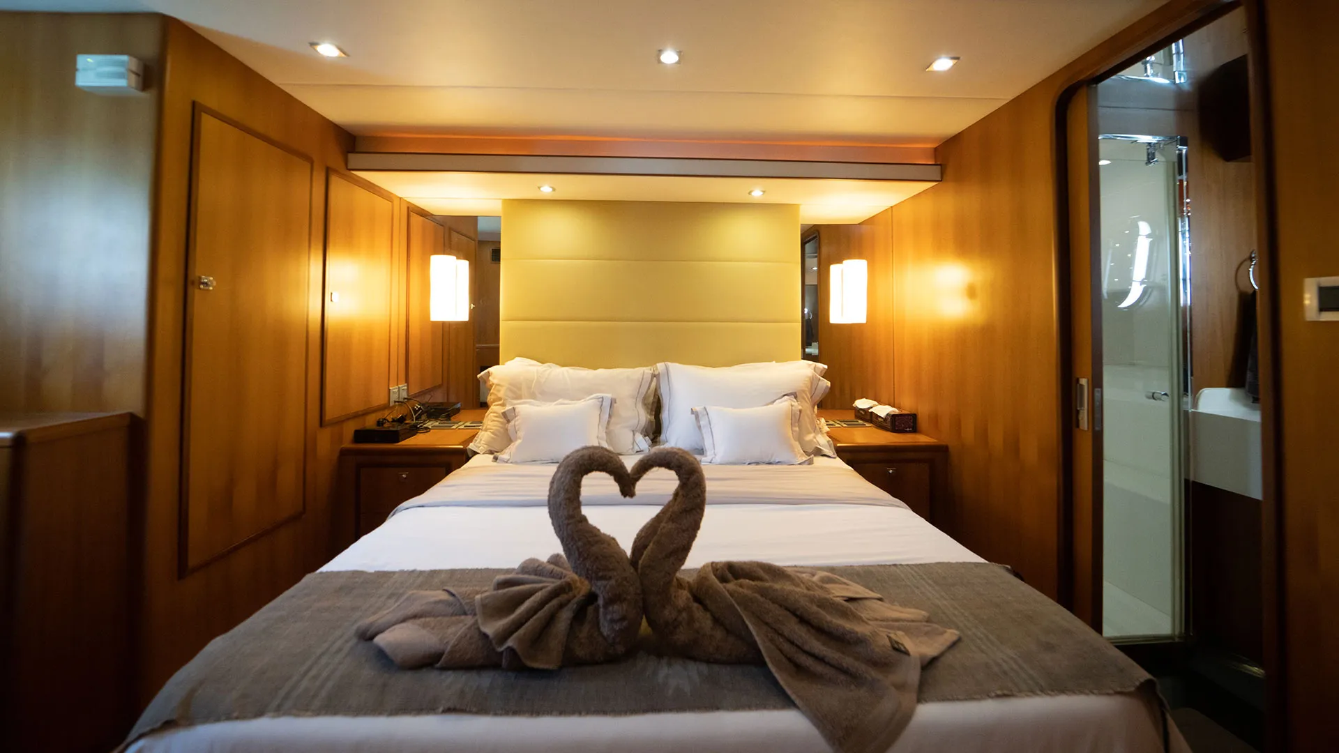 Motoryacht JAWSSS — yacht photo 6