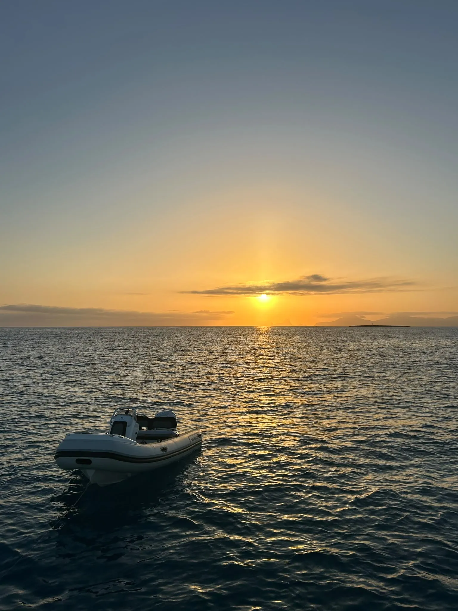 Bali 5.4 Blue — фотография яхты 3