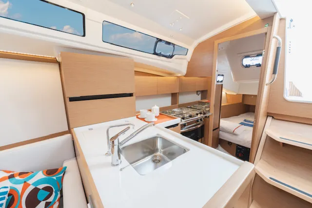 Sun Odyssey 350 Senka — jahtikuva 2